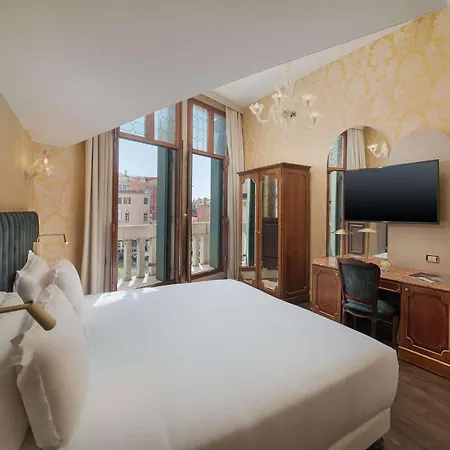 Nh Santa Lucia Hotel Benátky