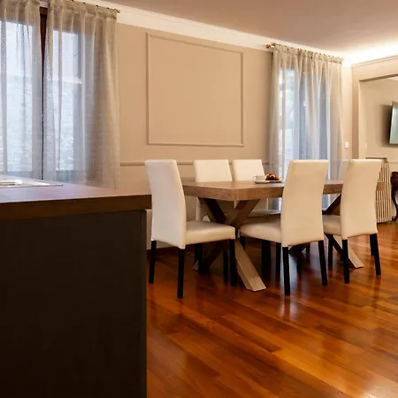San Vio Palace Luxury Apartman *