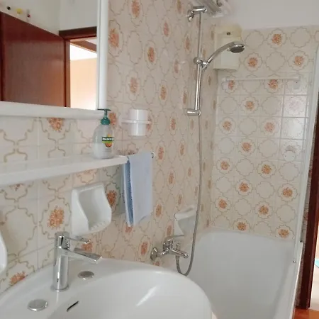 Vacanze Casadueottanta Loc-13704 Feriehus