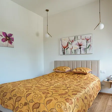 Romantic Garden Venice Ap 2 Free Parking Casa vacanze Venezia