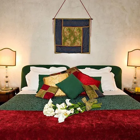 Hotel Palazzo Del Giglio 4*