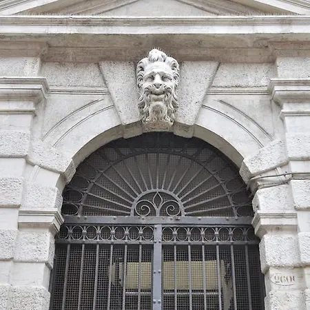 Al Mascaron Ridente Отель