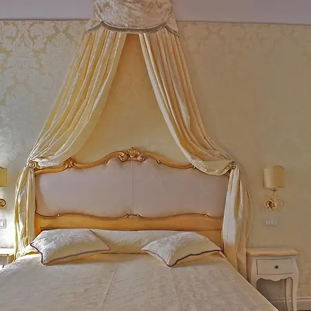 Patatina 3* Venedig