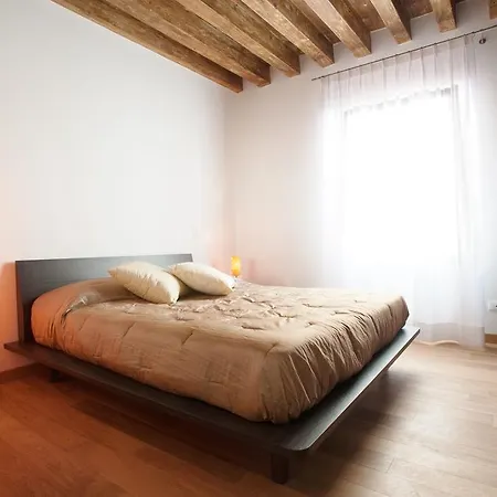 The Lion's House Apt2 Appartamento Venezia
