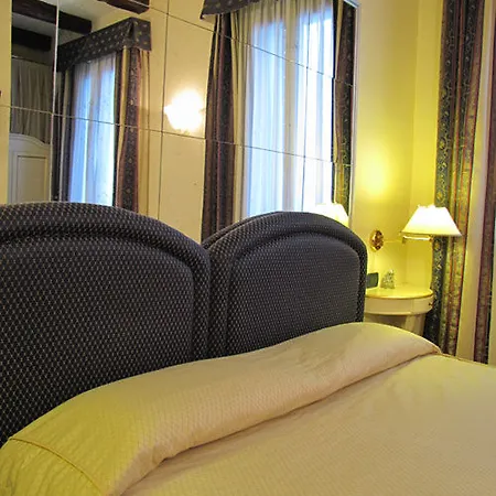 Ca Doge Bed and Breakfast 3*