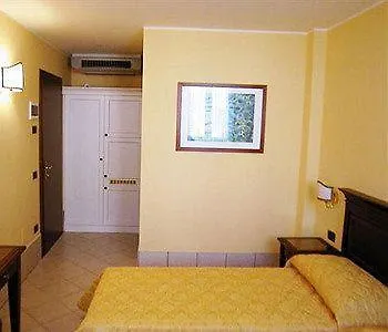 Zajazd Alloggi Marinella 3*