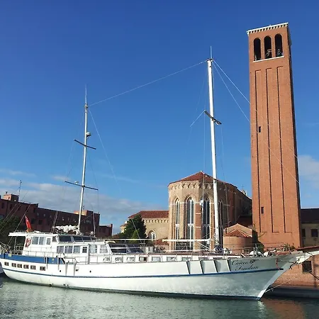 Venezia Boat & Breakfast Caicco Freedom Venecia