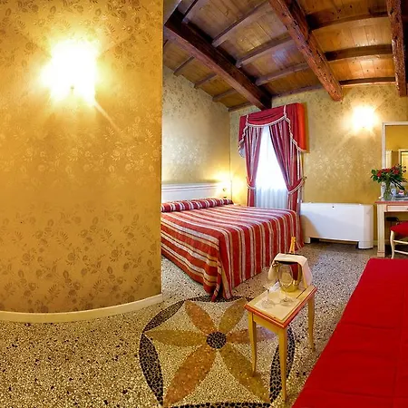 Pensjonat Ca' San Polo 3*