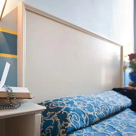 Hotel Sonder Salute Palace