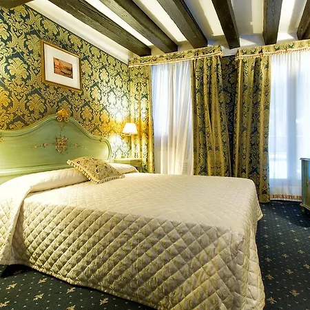 Bed & Breakfast Ca' Della Loggia 2*