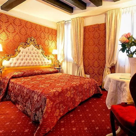 Bed & Breakfast Ca' Della Loggia Venice