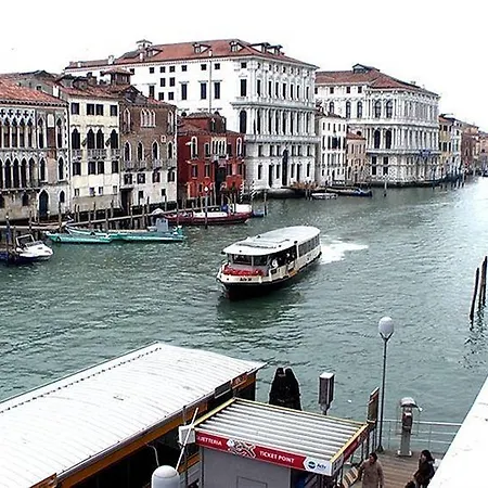 Hotel Pesaro Palace