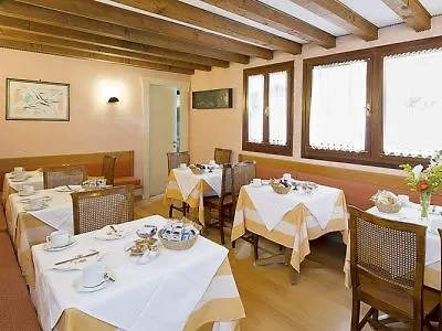 Spagna Szálloda 3*