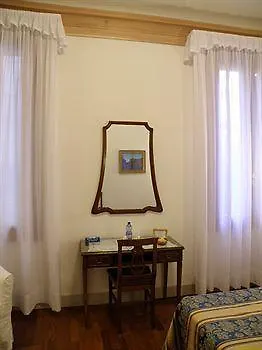 Fava 2* Βενετία
