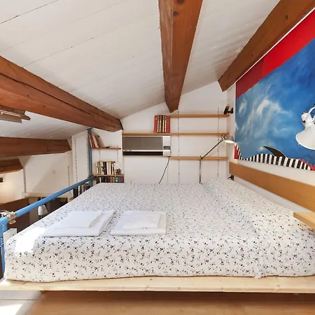 Samoro Jacuzzi Apartment *