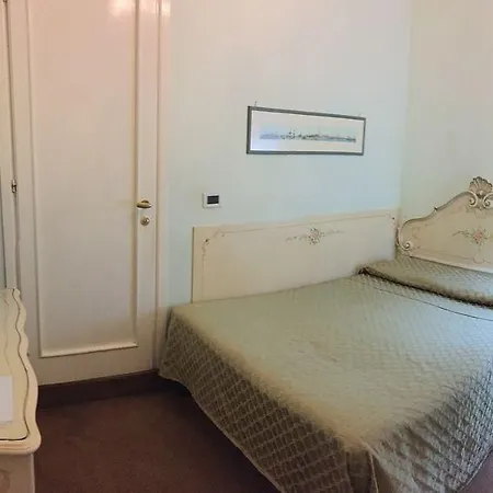 Ovidius 3* Venedig