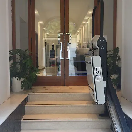 Alloggi Agli Artisti Guest house