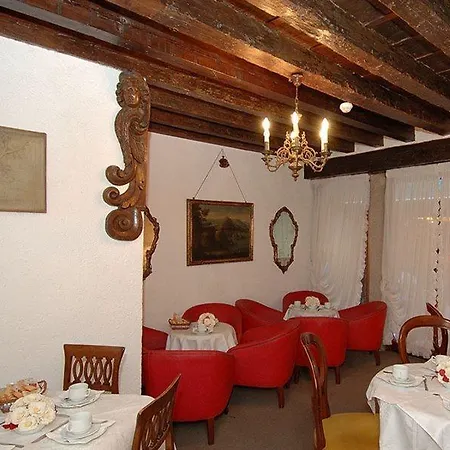 Hotel Casanova