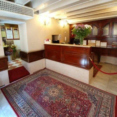 Guest house Residenza San Maurizio 3*