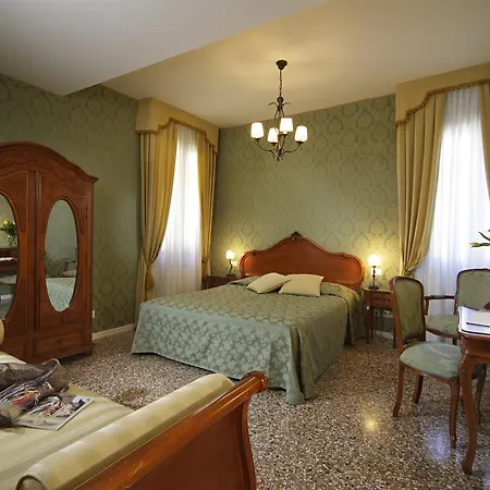 Bed & Breakfast Al Palazzetto 2*