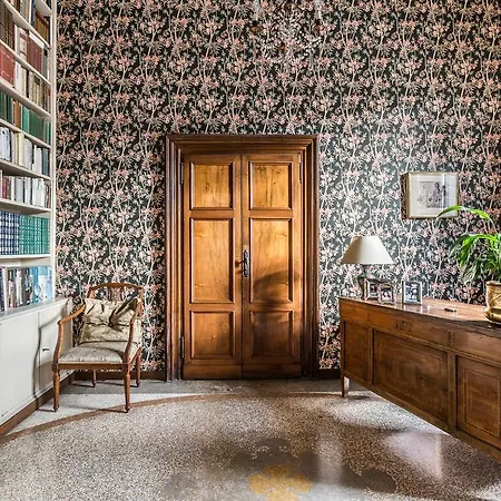 Ca' Affresco 2 Apartment *