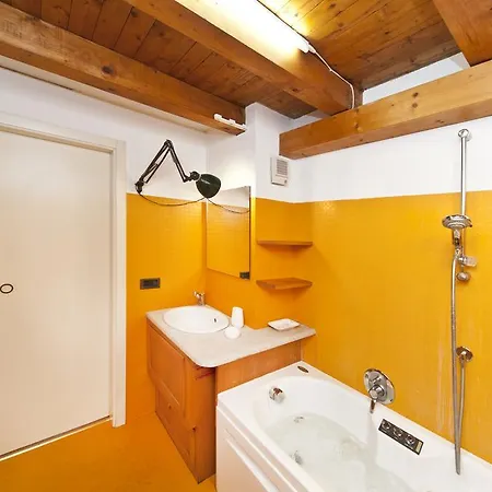 Samoro Jacuzzi Venice