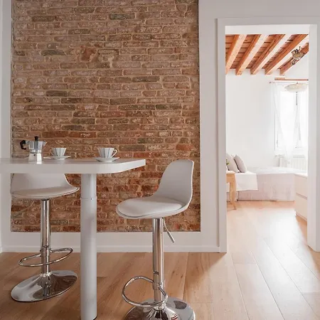 Ca Del Mar Luxury Apartment