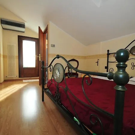 Sant'anna Otel *