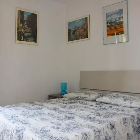 Mario 2 Apartment Venice