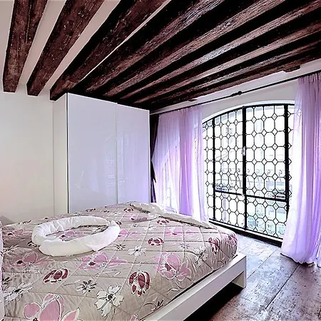 Red Rose Apartman Velence