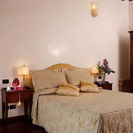 La Rosa Dei Venti Bed & Breakfast 2*