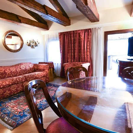 Torre Dell'orologio Hotel Wenecja