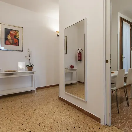 Ve-nice Canal Grande Sc1979 Apartment