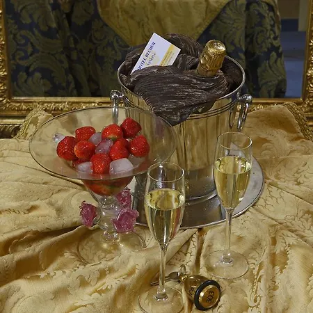 Becher Hotel 3*