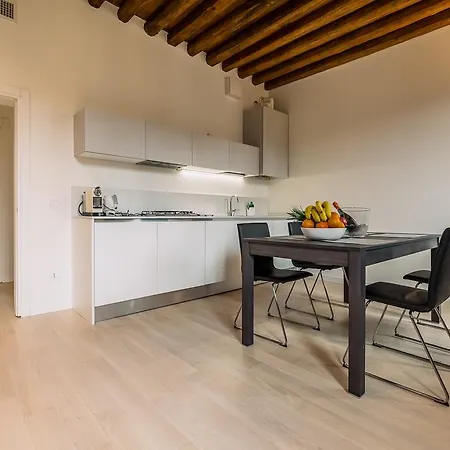 Charming Palace Corte Del Teatro Apartman Velence