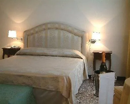 Palazzo Rosa Bed and breakfast