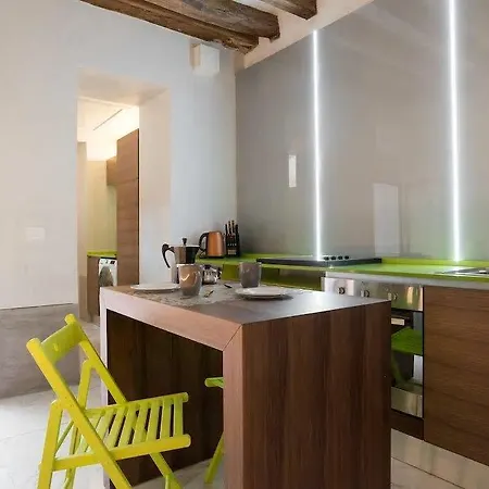 Borgoloco Luxury Flat With Jacuzzi Apartment