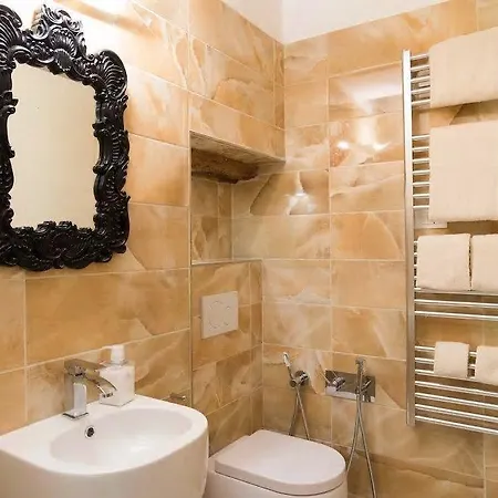 Borgoloco Luxury Flat With Jacuzzi Apartment *