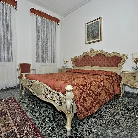 San Leonardo Apartment *