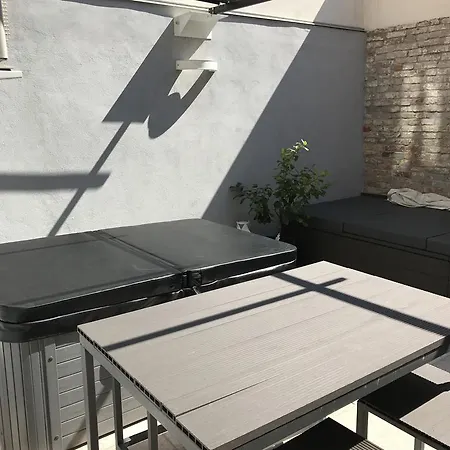 Borgoloco Luxury Flat With Jacuzzi Venice