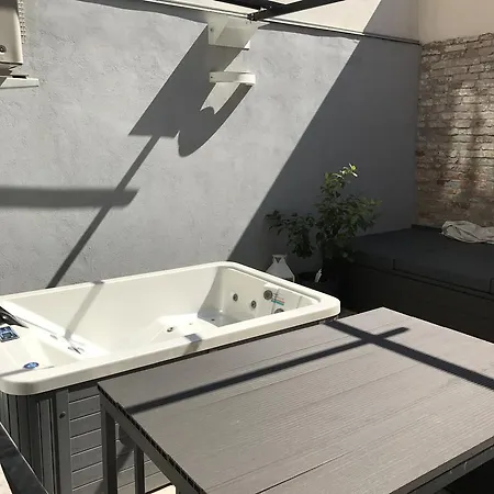 Apartment Borgoloco Luxury Flat With Jacuzzi *