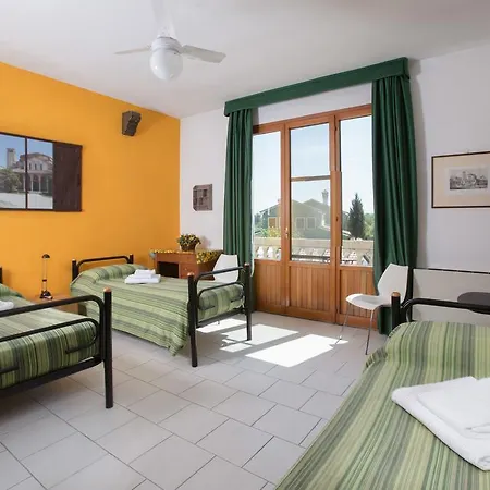 Il Lato Azzurro Hotel *