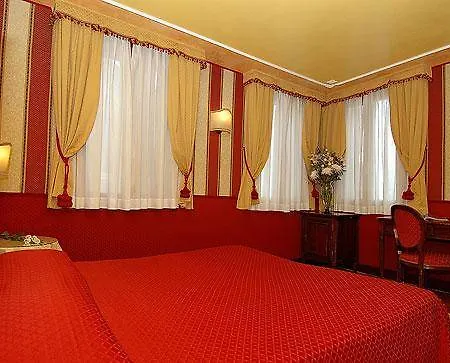 Ca' Morosini 1 & 2 2* Venice