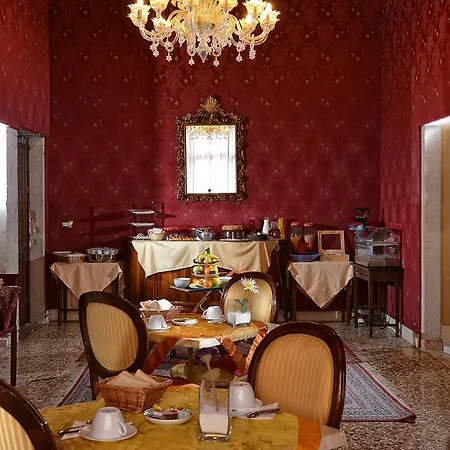 Guest house Residenza San Maurizio 3*
