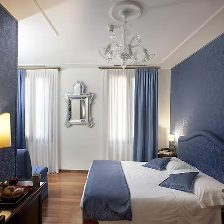 Ca' D'oro - Wenice Deep Culture 3* Venice