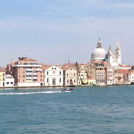 Al Redentore Di *