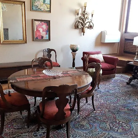 Residenza Ca' Corner Bed & Breakfast 2*