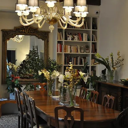 Bed & Breakfast Casa Colleoni 2*