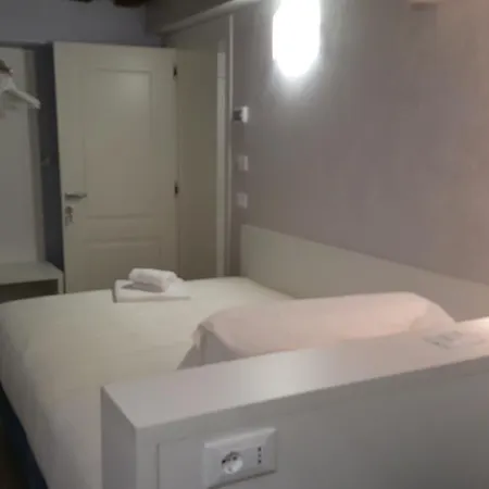 Maison D'elite ゲストハウス