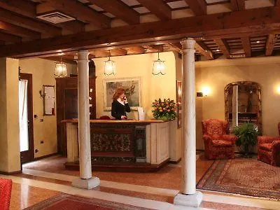 Ai Due Fanali Adults Only 3*